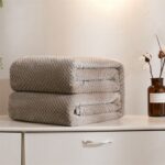 Mjuk Flanellfilt med Rutmönster – bild 6